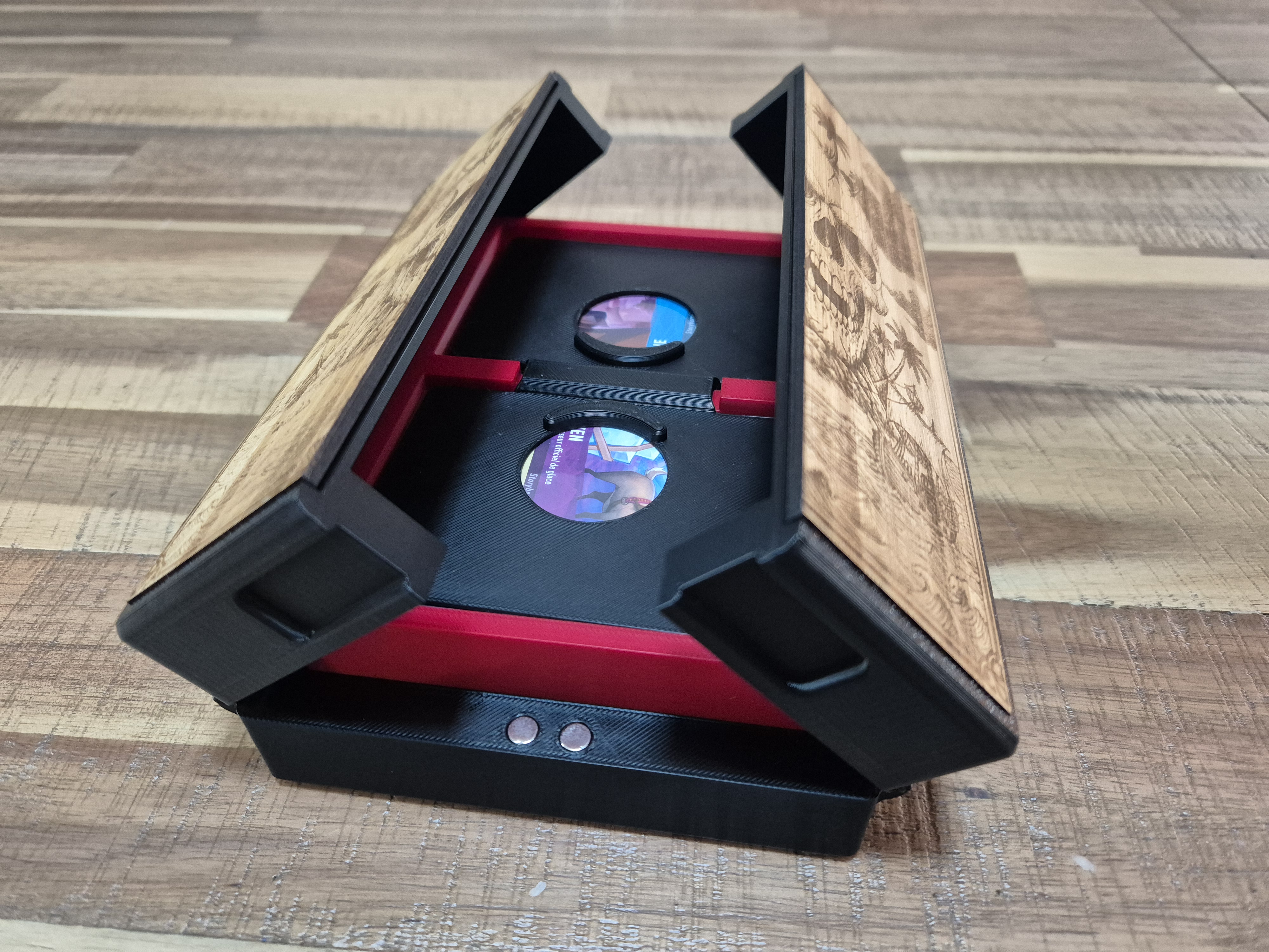 Deckbox : quel type choisir selon votre profil de joueur ?