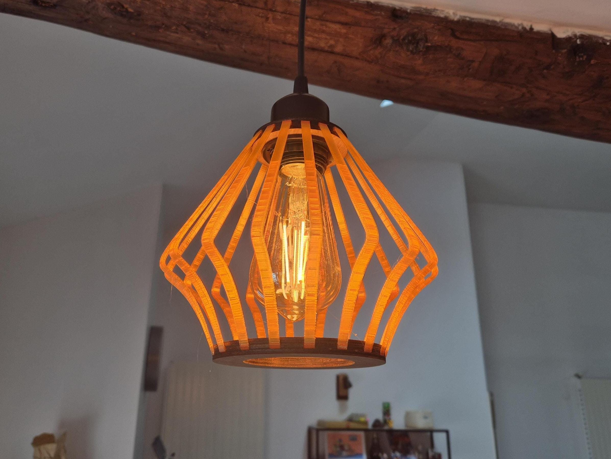 Luminaires d'ambiance : transformer son espace de jeu en cocon immersif