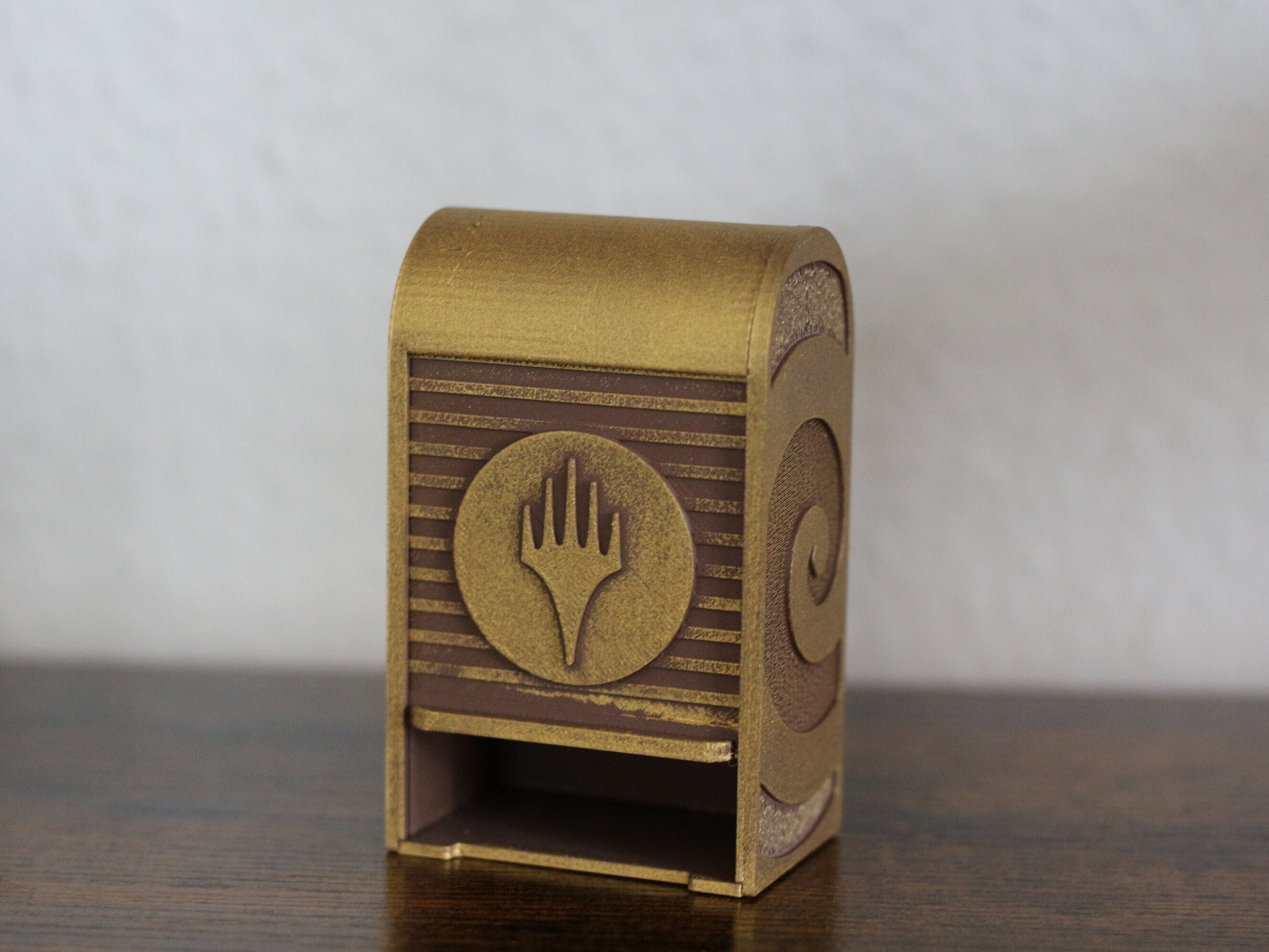 PLA, bois et finitions : comprendre les matériaux de votre deckbox imprimée en 3D